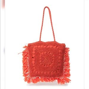 Most Wanted USA woven crotchet tote sea grass fringe Red